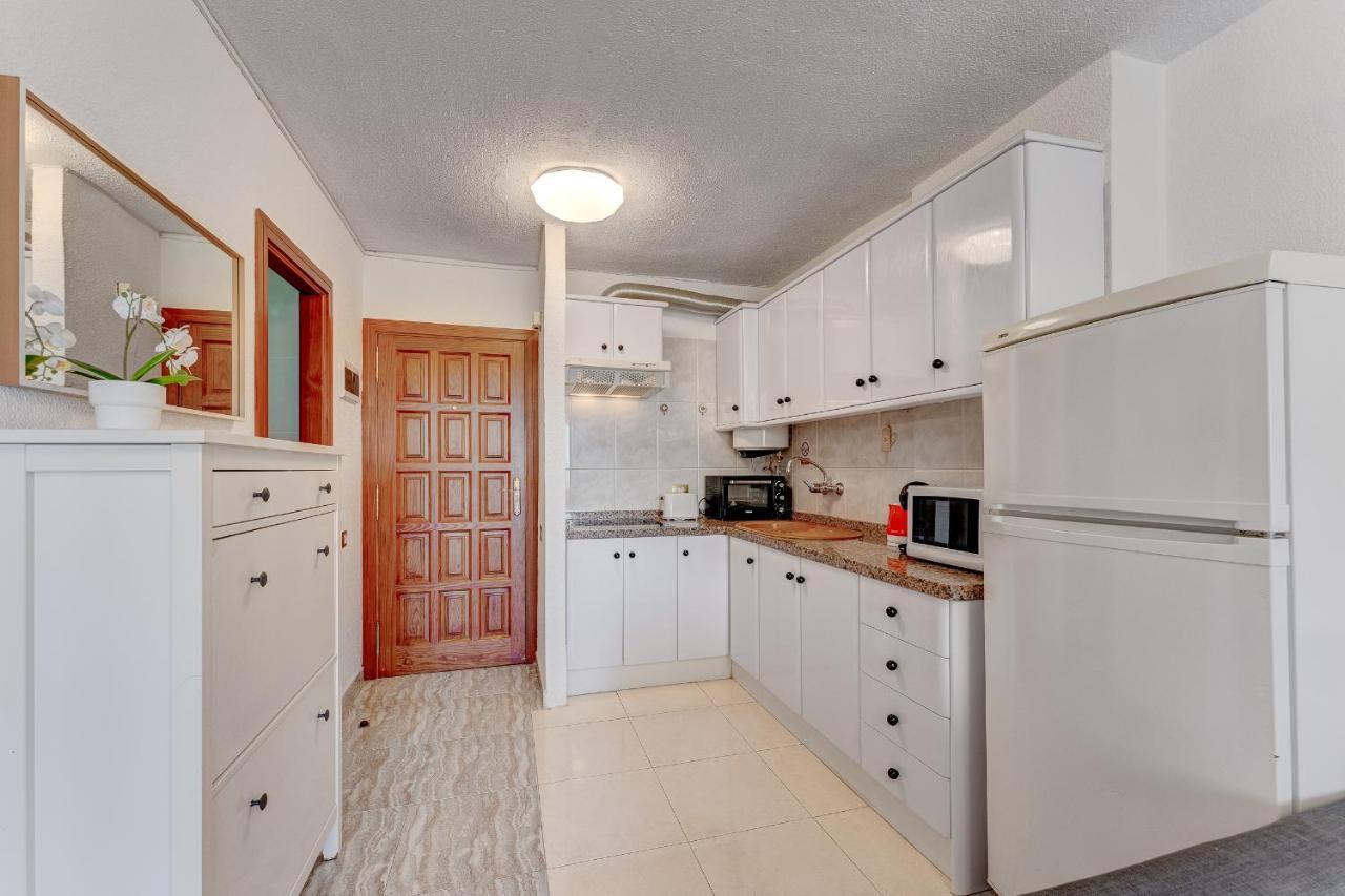 Torres Del Sol Beach Front Apartment Ph06 Los Cristianos  Bagian luar foto